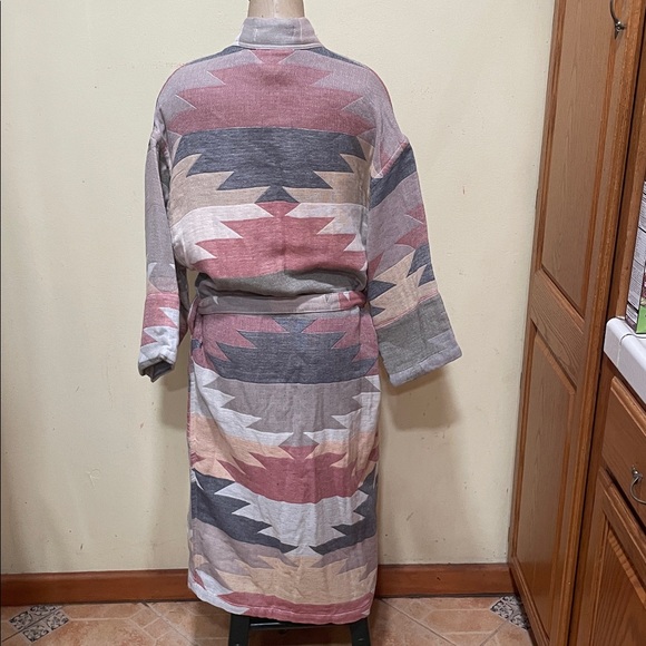 Oddbird Co. Kilim Robe Geometric Patterned - Picture 3 of 5